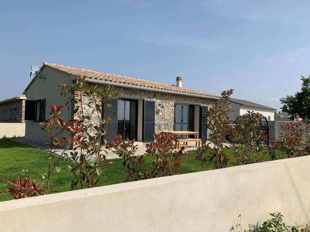 Maison Corse Aleria  Bagian luar foto